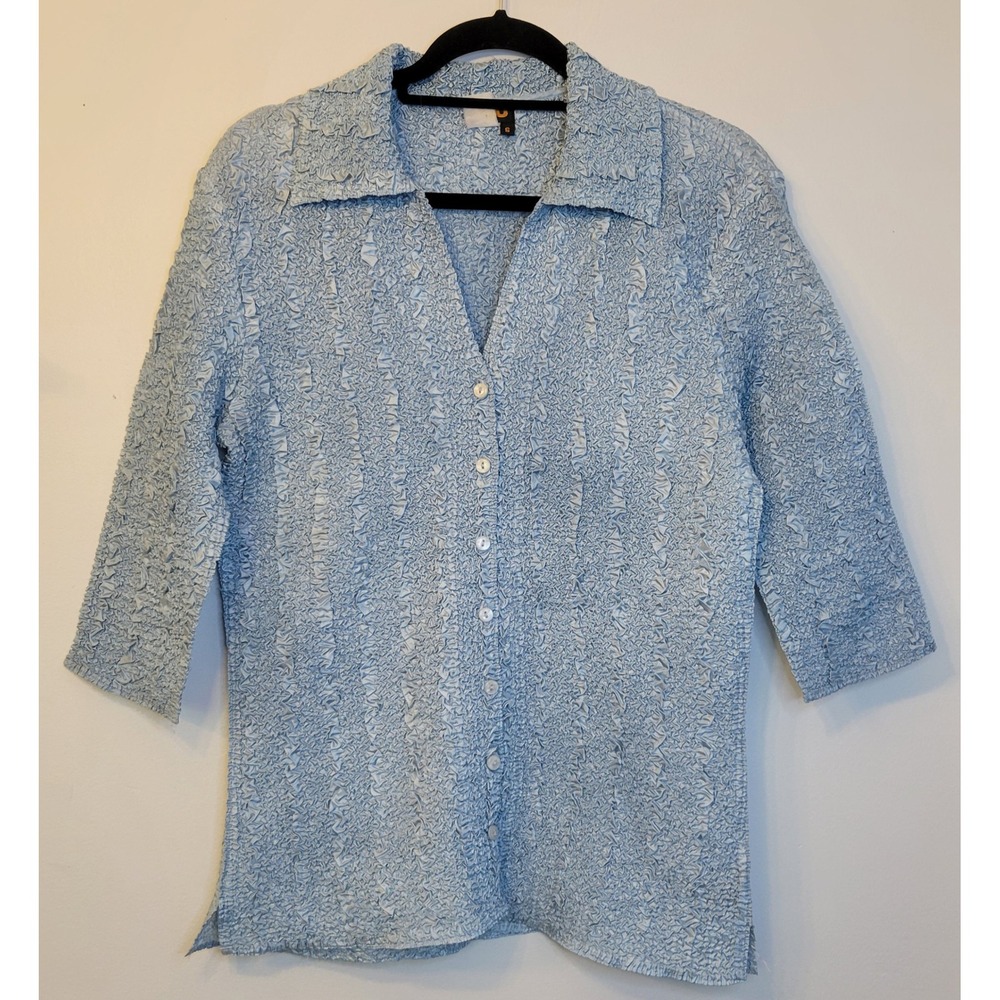 VTG UbU Popcorn Shirt Scrunchy Expandable Blouse Powder Blue Button Up Small Y2K
